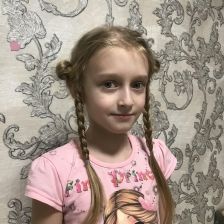 Вика Пряхина в конкурсе «Самая креативная прическа»