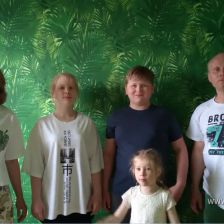 Дружная Семья Петровых