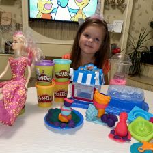 Алиса Михайловна Хнурина в конкурсе «День рождения Play-Doh!»