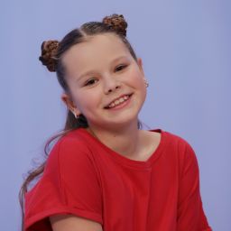 Аня Логинова