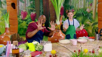 Съедобное или несъедобное. Выпуск 13. Лиза и торт «Крошка»