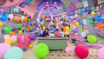 Мастерская УМЕЛЫЕ РУЧКИ к юбилею канала «Карусель». Выпуск 248. Подставка для кружки