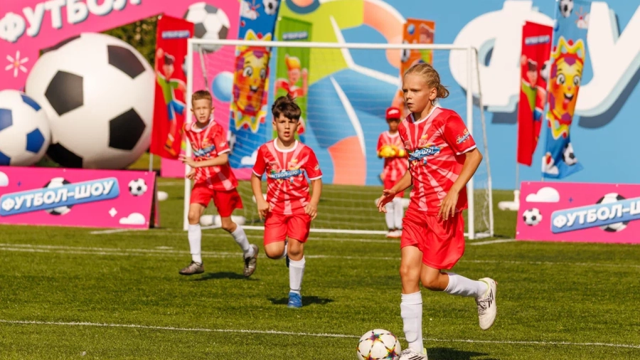 Крутое реалити «ФУТБОЛ-ШОУ» – знакомимся с командой «Огненные львы»!