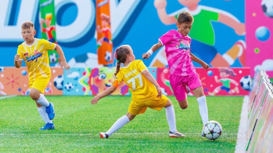 Продолжаем знакомство с участниками нового реалити «ФУТБОЛ-ШОУ»!