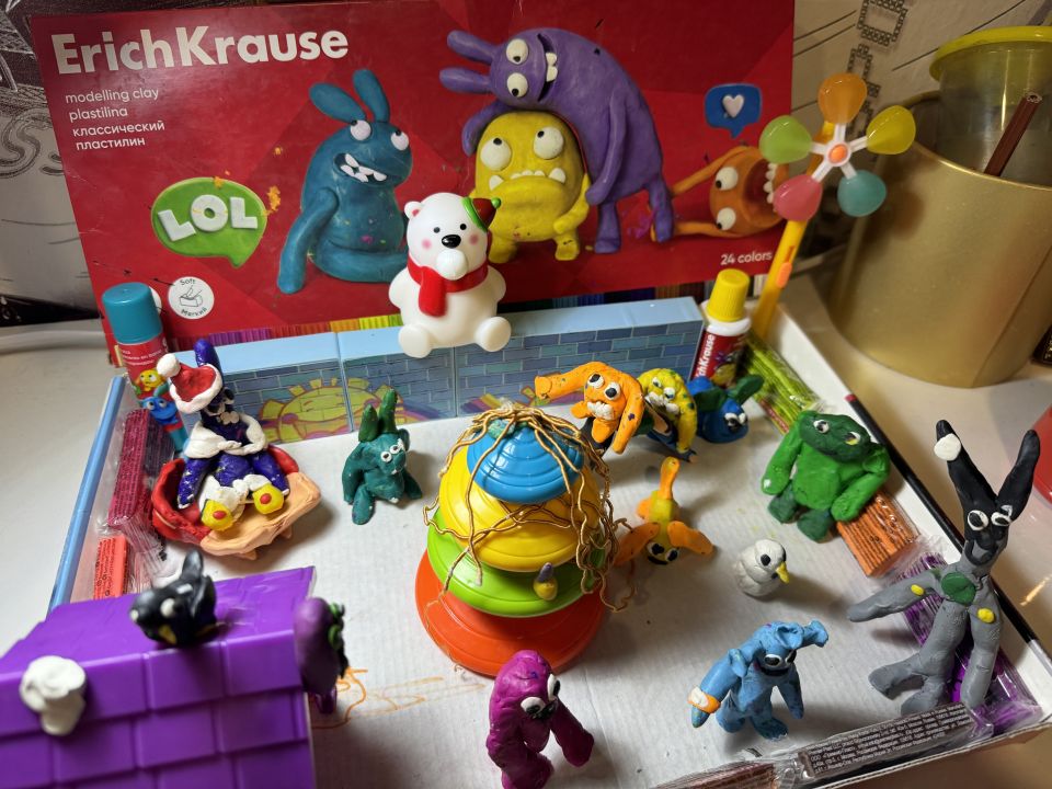 Лев Денисович Брежнев