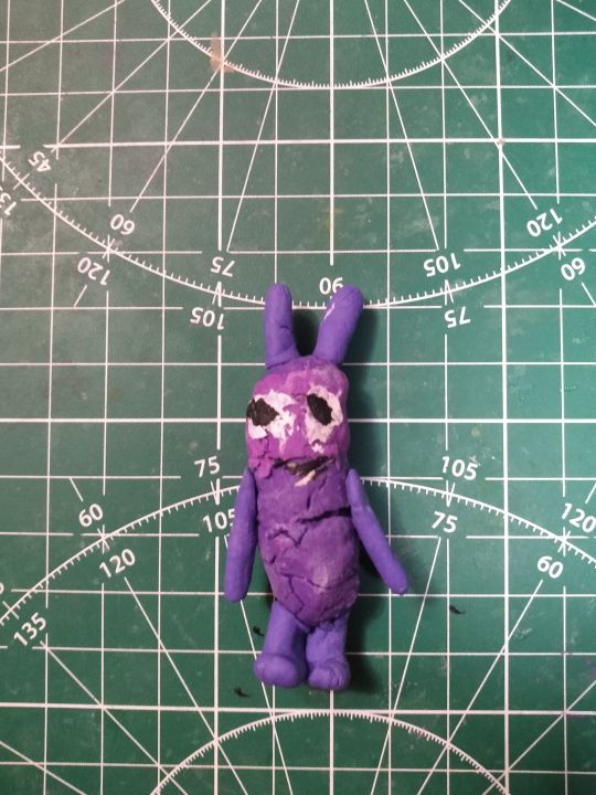 Оля Юрьевна Плотникова