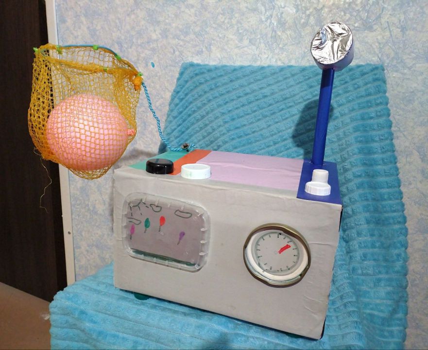 Оля