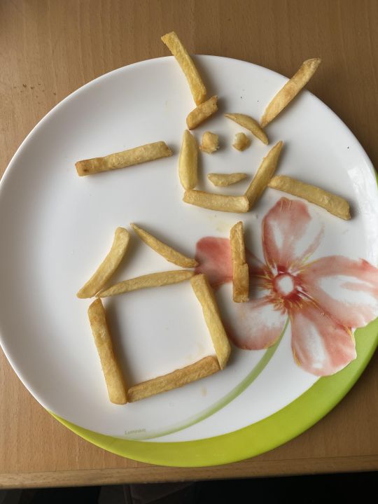 Артём