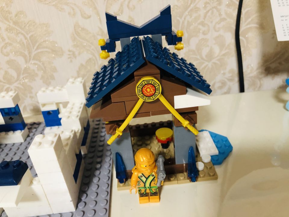 Амир Артурович Азиков