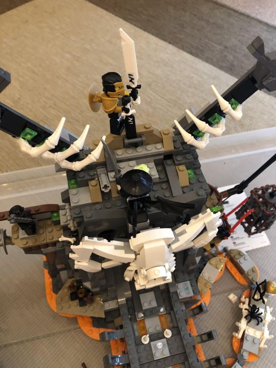 Ярослав густов