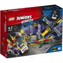 LEGO Juniors Конструктор Нападение Джокера на Бэтпещеру 10753