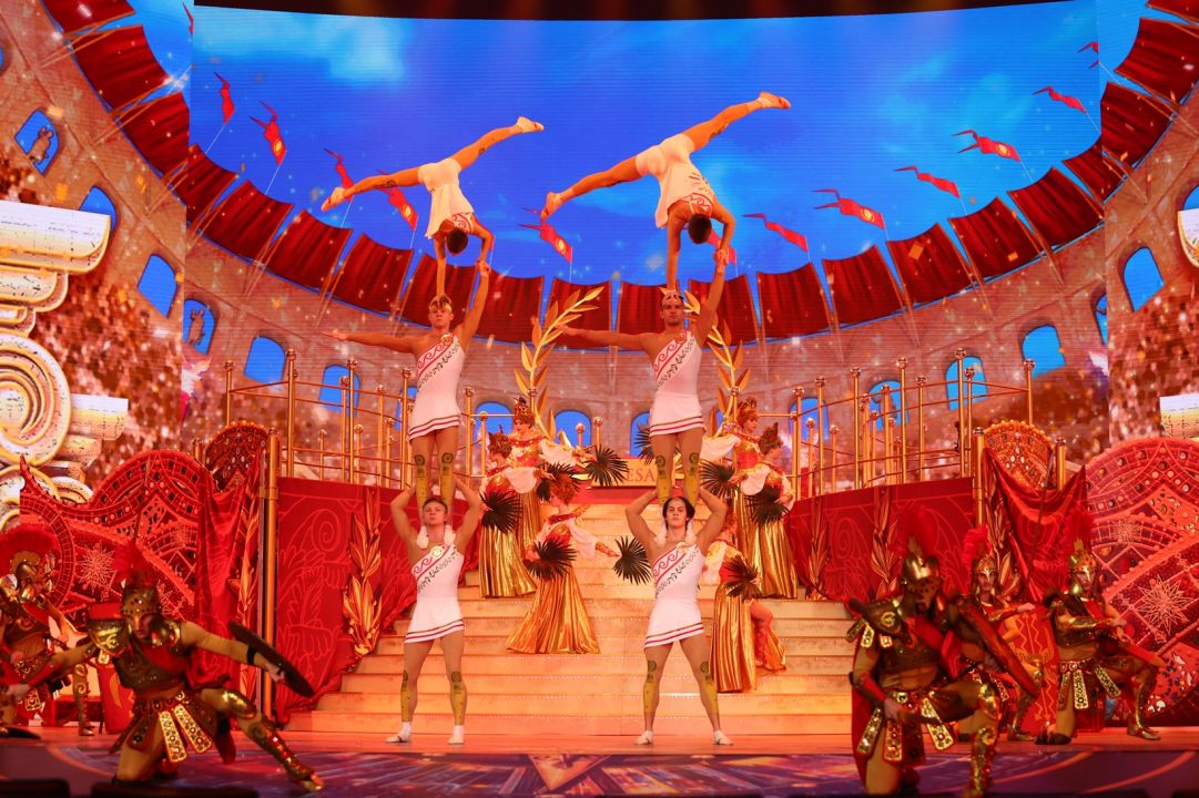 кремлёвская ёлка 2021 на канале карусель. приглашение на новогоднее представление в сдк. классные новогодние афиши. кремлёвская ёлка 2021 на канале карусель. кремлёвская ёлка 2022.